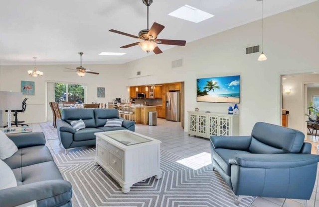 Coastal 2BR Getaway|5 Min to Beach|Pool+Peloton