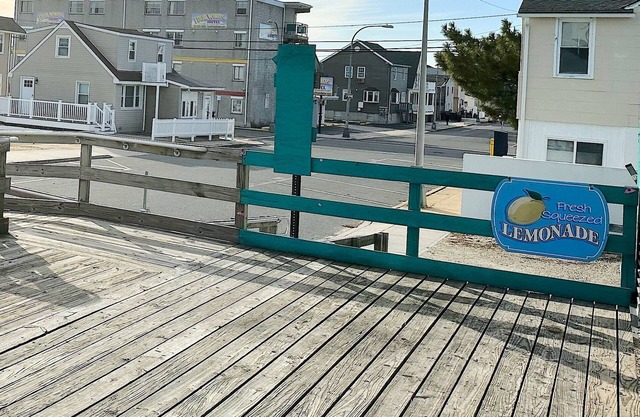 Coastal Beach Block Retreat w/Porch & Parking [1215-3]