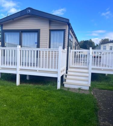 Coastal Caravan Seton Sands