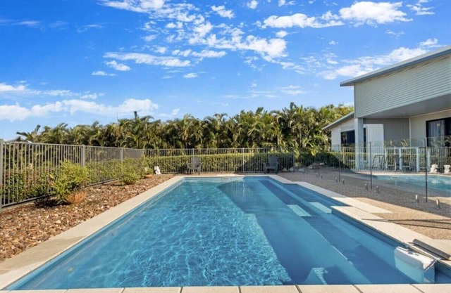 Coastal Comfort with Fraser Island Views