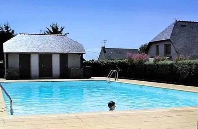 Coastal Getaway with Pool, Tennis & Beach Nearby