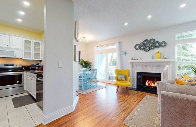 Coastal Laguna Beach Modern Condo 1bed/1bathroom, Pool, Tennis, Beach, Resorts