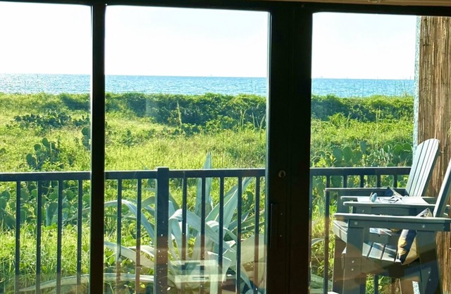 Coastal Shores.NEW with a beautiful beach view!