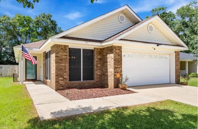 Coastal Stay in Mobile Bay