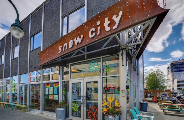 Coastal-view Apartment Near Downtown Anchorage!
