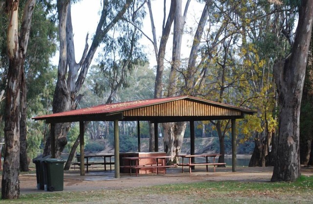 Cobram Colonial Motor Inn