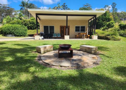 Coffs Coast Mountain Retreat Cabin 2