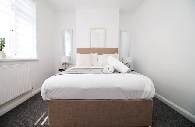 Cohost Partners | Stylish 2BR Home w/Free Parking