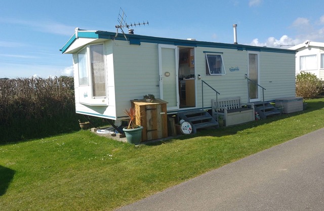 colin and Annie's caravan west wayland caravan park