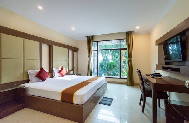 Collection O 5164 Lake View Resort