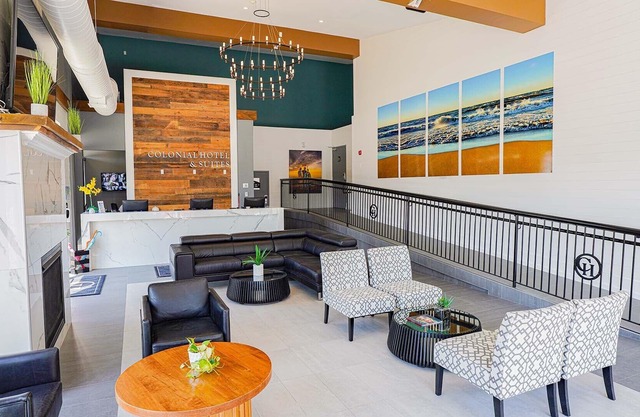 Colonial Hotel & Suites - Bellevue Chalet