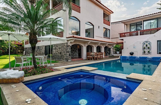 Colonial villa in Cuernavaca
