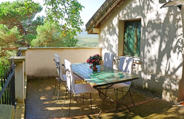 Comfortable family friendly cottage peaceful unspoilt between France & Spain