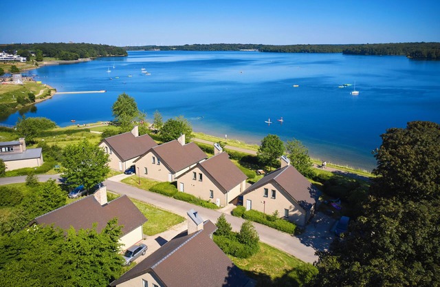 Comfort 6-person bungalow Bike & Hike in the holiday park Landal Village l'Eau d'Heure