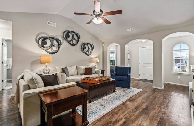 Comfort & Convenience, Central NWA Family Home
