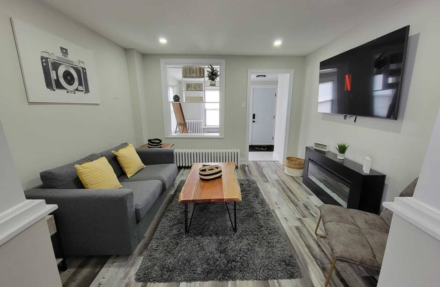 Comfort, Fun and Falls! 4 min walk to the Strip!
