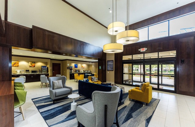 Comfort Suites Houston West at Clay Road