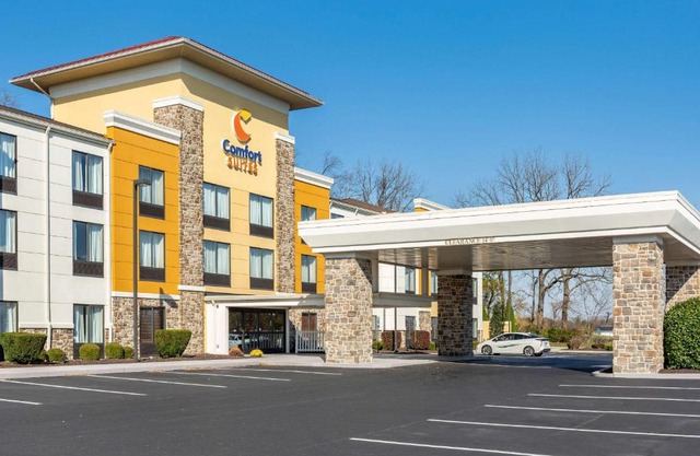 Comfort Suites Lancaster Amish Country