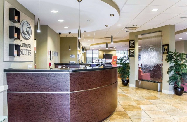 Comfort Suites Palm Bay - Melbourne