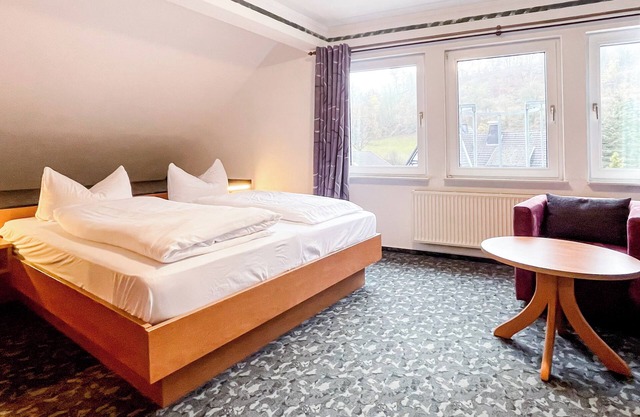 Comfortable and versatile room -perfect for relaxation, work and exchange