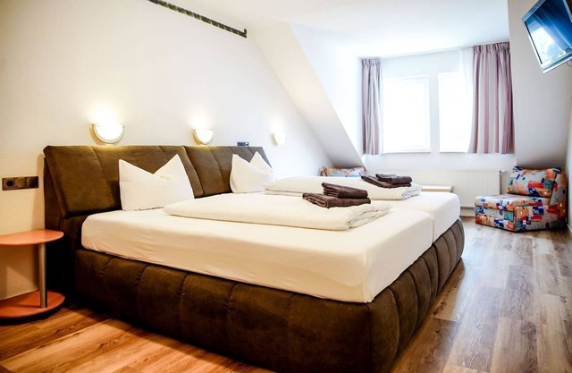 Comfortable and versatile room -perfect for relaxation, work and exchange