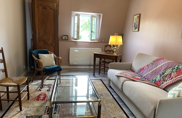 Comfortable apartment with WIFI, washer and dishwasher