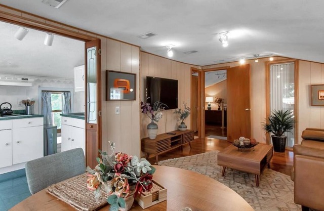 Comfortable Apartment & Kitchen @ The Grand Escape