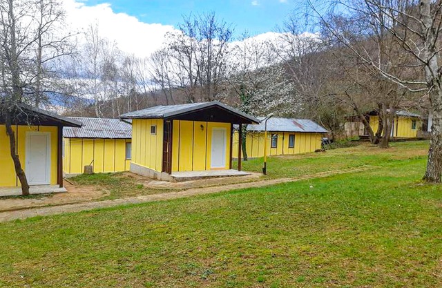 Comfortable bungalow for two in the heart of the forest