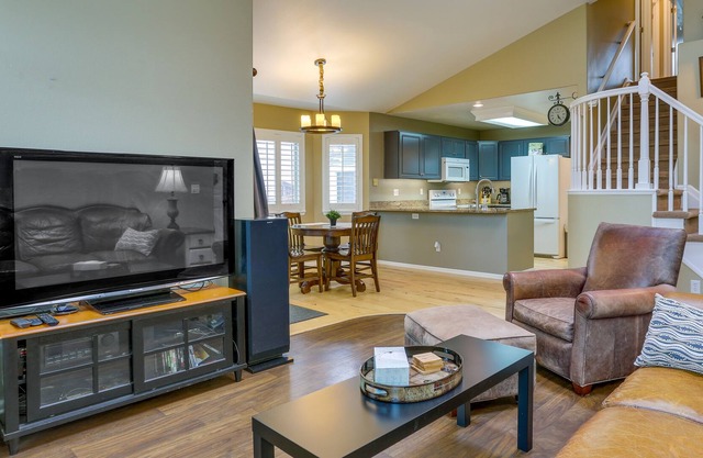 Comfortable Home ~ 20 Mi to Downtown Denver!