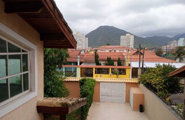 Comfortable house in central area just a few meters from the sea