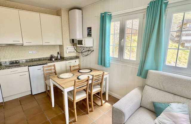 Comfortable mountain lodging, Pradollano