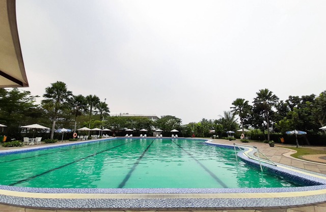 Comfy and Modern 2BR Apartment at Aeropolis Residence