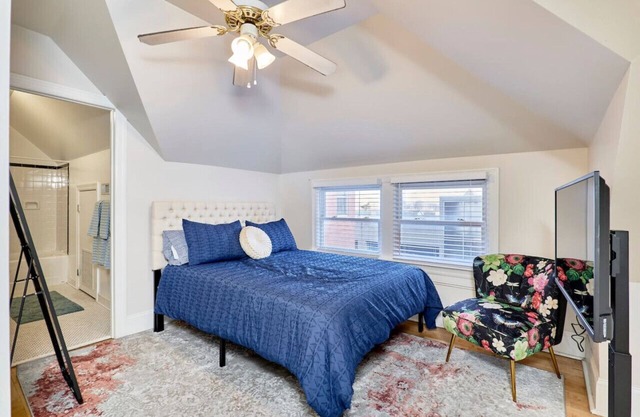 Comfy Studio SLU, Fox Thtr, CWE-Unit L