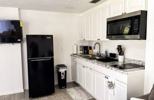 Comfy Unit near Port R Beaches/Adv. Park/