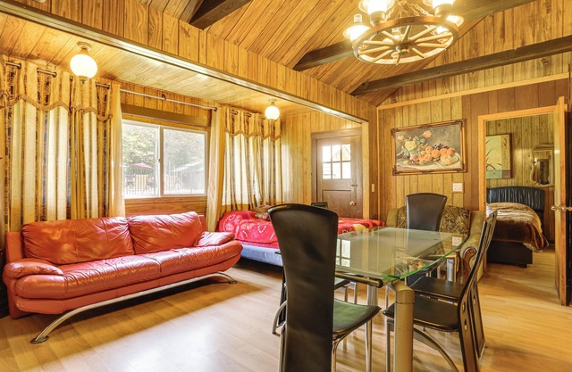 Communal Pool & Playground: Mongaup Valley Cabin!