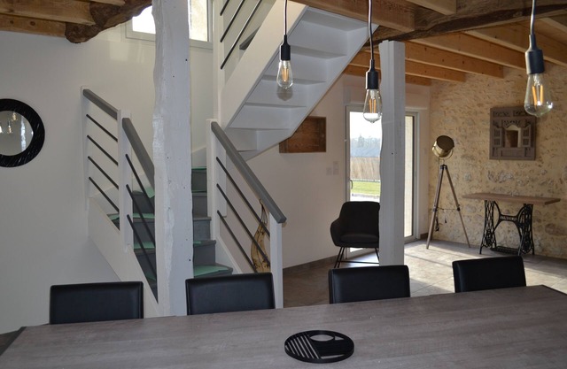 Completely renovated house with swimming pool at the gates of Bergerac
