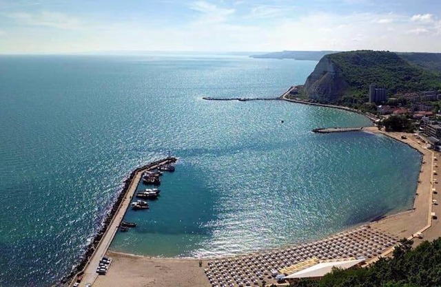 Complex Karia III