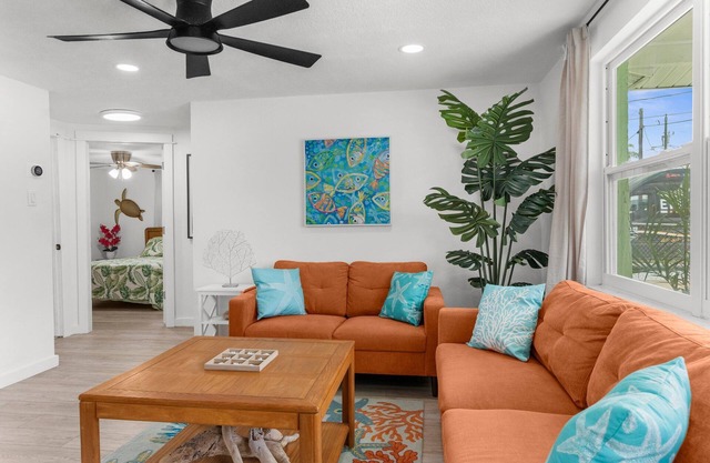 Conch Cottage Large dock gulf access sleeps 8