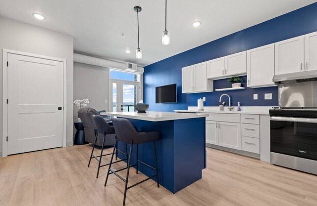 Condo with stunning views of Lake Pepin - Assigned Garage - Unit 105