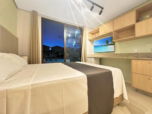 Condomínio Clube - Qto com cozinha - Ar condicionado