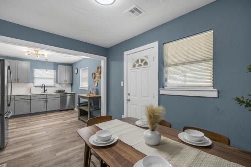 Confy and Cozy - Brand NEW Home