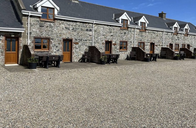 CONINGBEG COTTAGE, pet friendly in Kilmore Quay, County Wexford