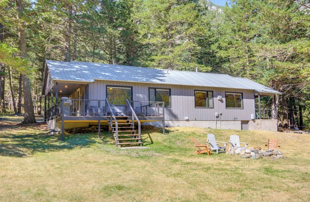 Contact Mountain Hideaway w/Views & Porches!