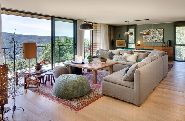 Contemporary 5-star chalet in the heart of the Auvergne, overlooking the Sancy valley