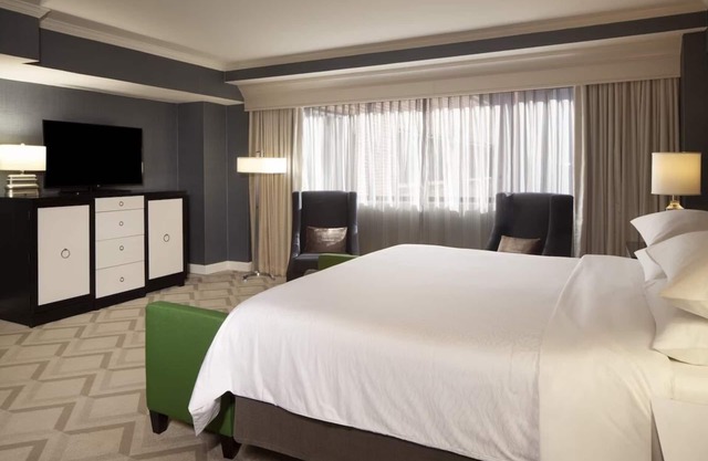 Contemporary Classic Getaway! Close to Potomac Waterfront