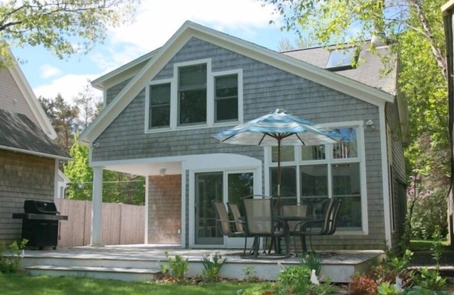 Contemporary Cottage in Biddeford Pool