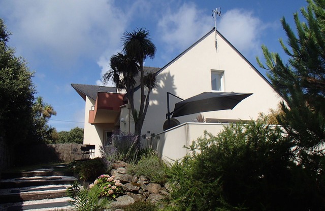 Contemporary villa in Le Pouliguen, 150m from the wild coastline