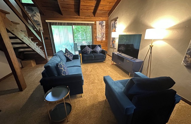 Convenient, Clean, Cozy, Cheap 2