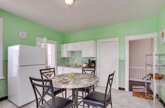 Convenient Jennings Apartment, 12 Mi to St Louis!