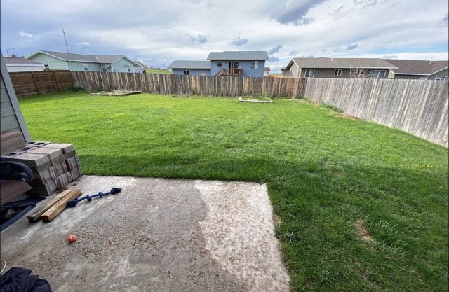 Convenient Spearfish Getaway